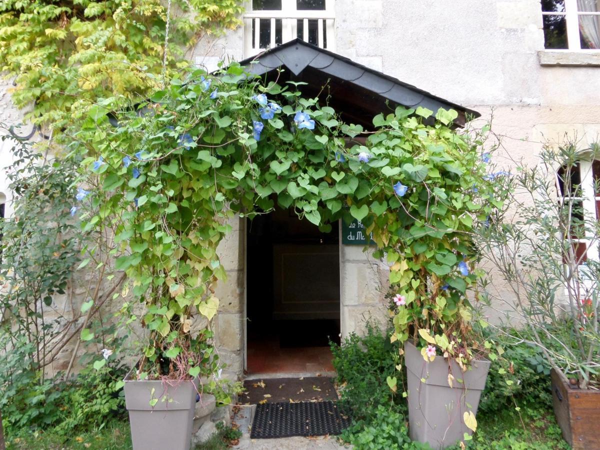 Le Moulin De La Planche Bed and Breakfast Cerelles Exteriör bild
